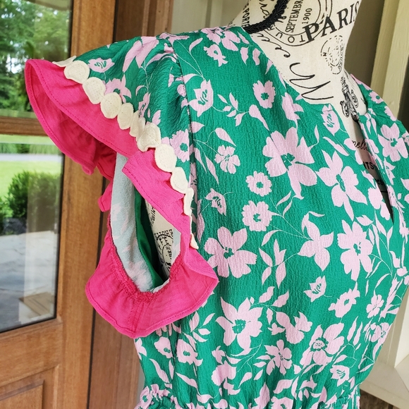 Gorgeous Floral Midi Dress-NWT - Picture 3 of 15